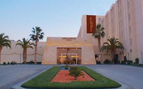 Queen Alia Airport Hotel 4*